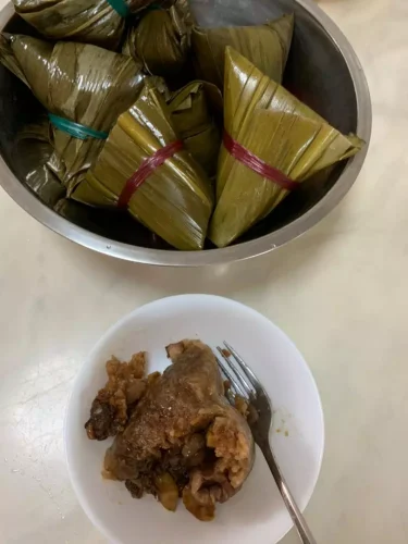 10 Pcs Traditional Nyonya Rice Dumpling 粽子 Bak Zhang– 13 Pieces Total (Includes 3 Free Samples) photo review