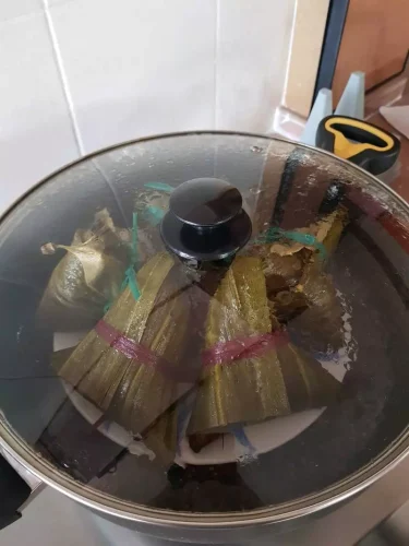 10 Pcs Traditional Nyonya Rice Dumpling 粽子 Bak Zhang– 13 Pieces Total (Includes 3 Free Samples) photo review